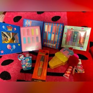 Claire’s brand kids makeup lot